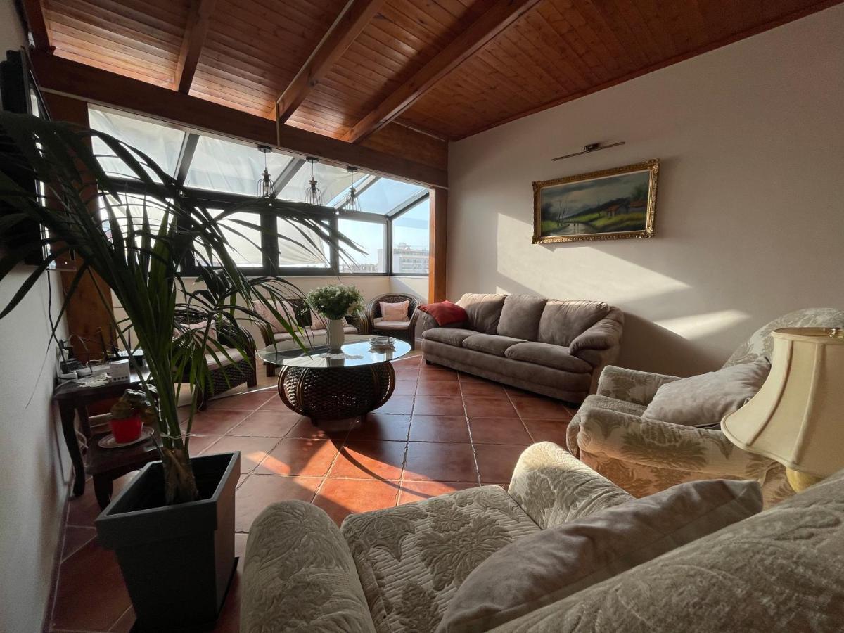 Venus - Cozy Apt With Terrace วญอเรอ ภายนอก รูปภาพ