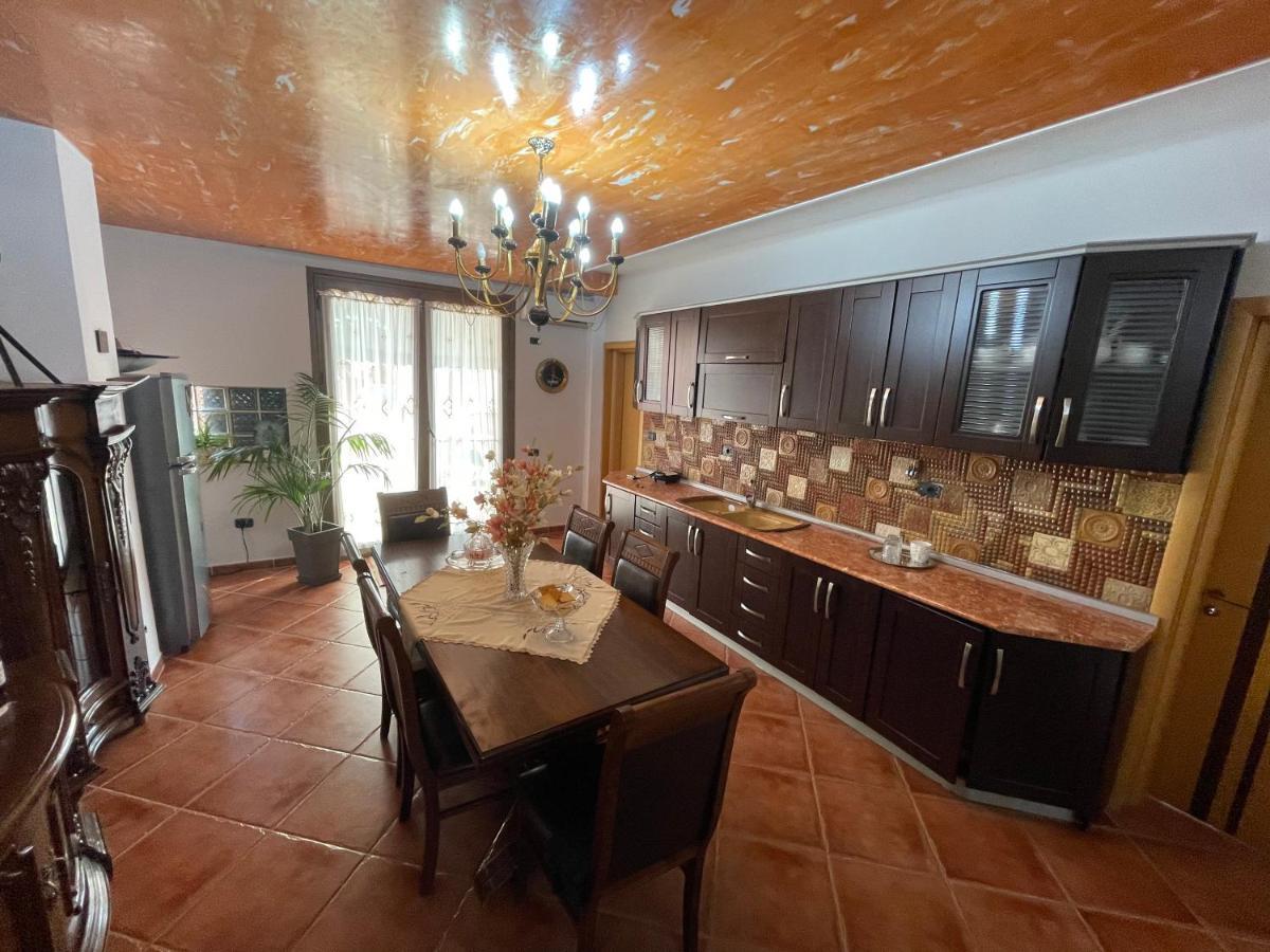 Venus - Cozy Apt With Terrace วญอเรอ ภายนอก รูปภาพ