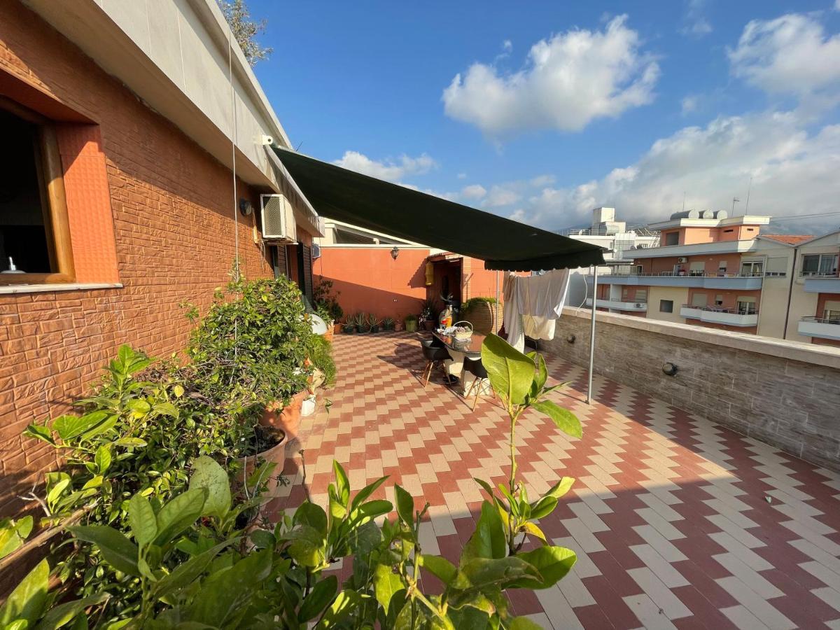 Venus - Cozy Apt With Terrace วญอเรอ ภายนอก รูปภาพ