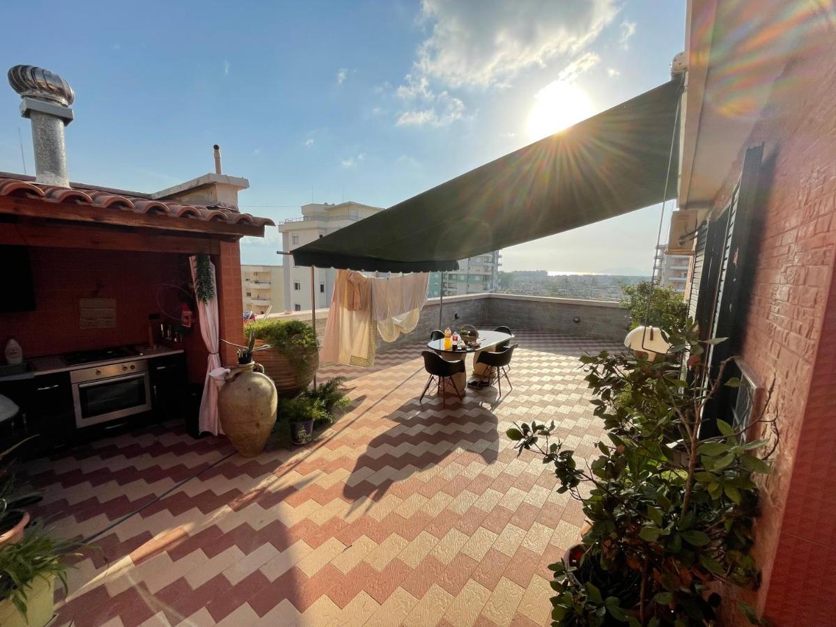 Venus - Cozy Apt With Terrace วญอเรอ ภายนอก รูปภาพ